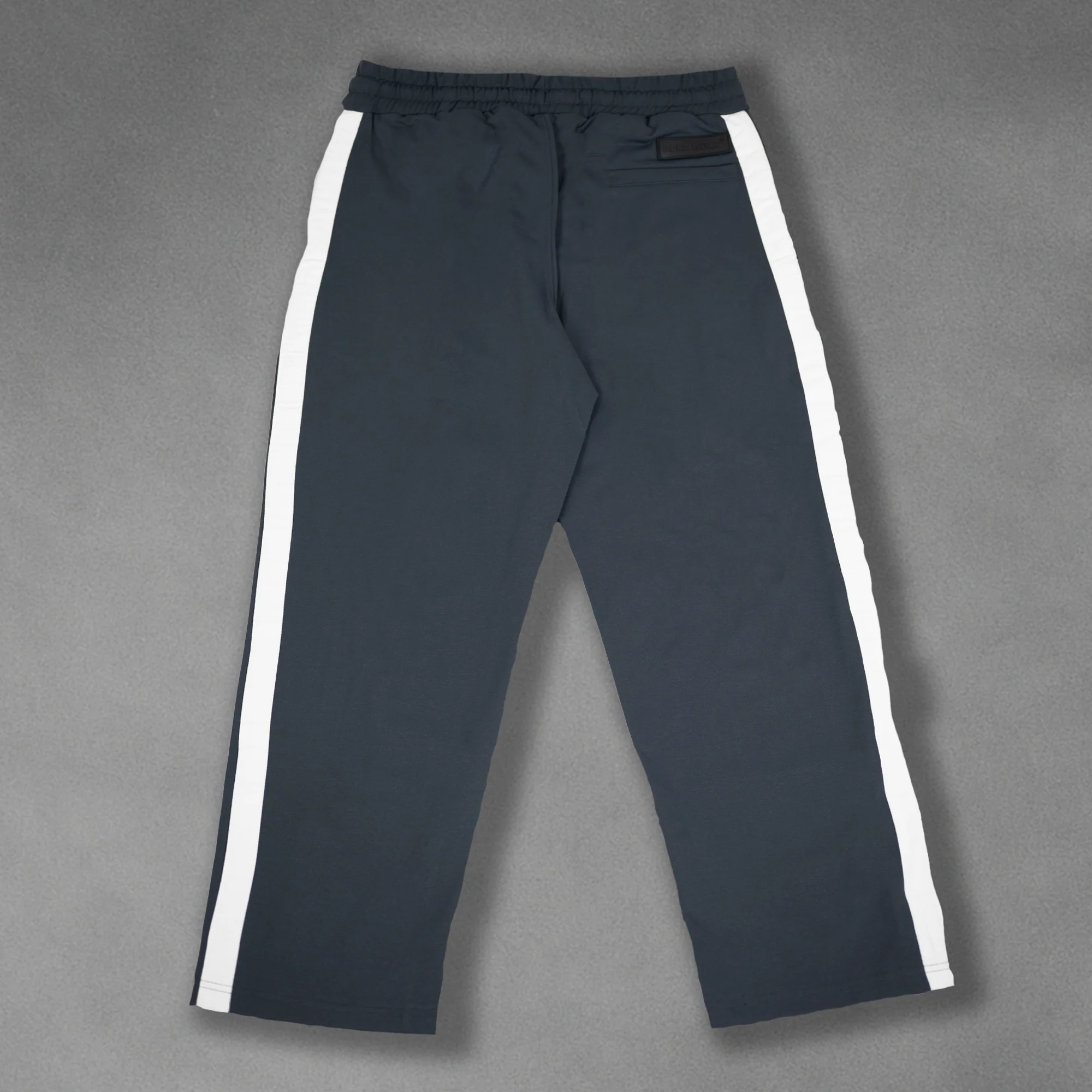 2001 - Classic Nylon Jogger - STEEL GREY - Image 3